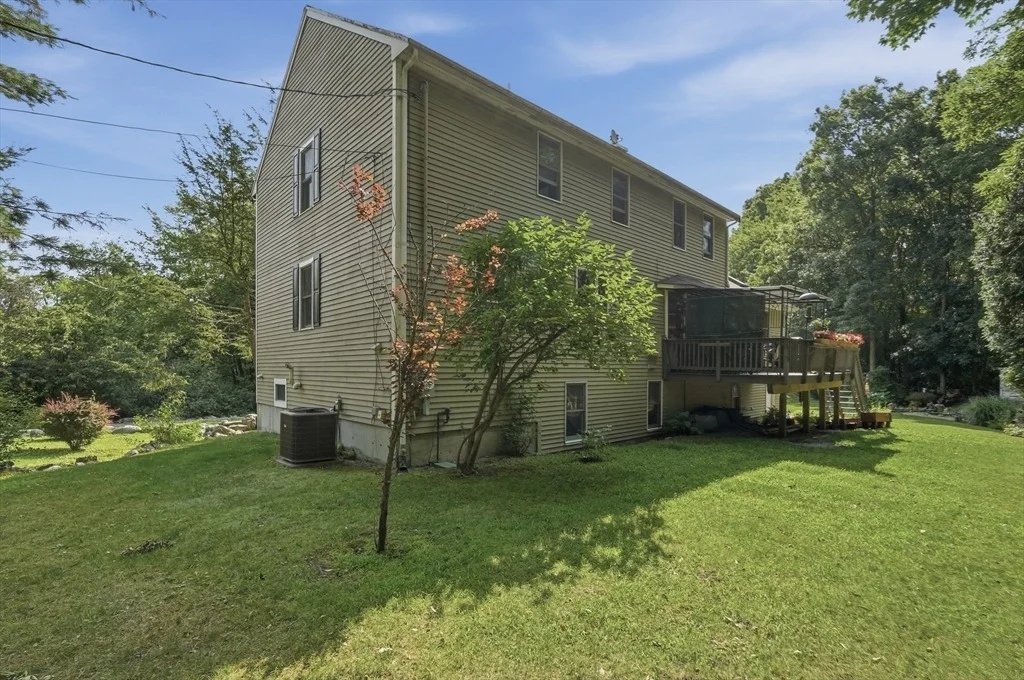 Photo of 301 Winch St