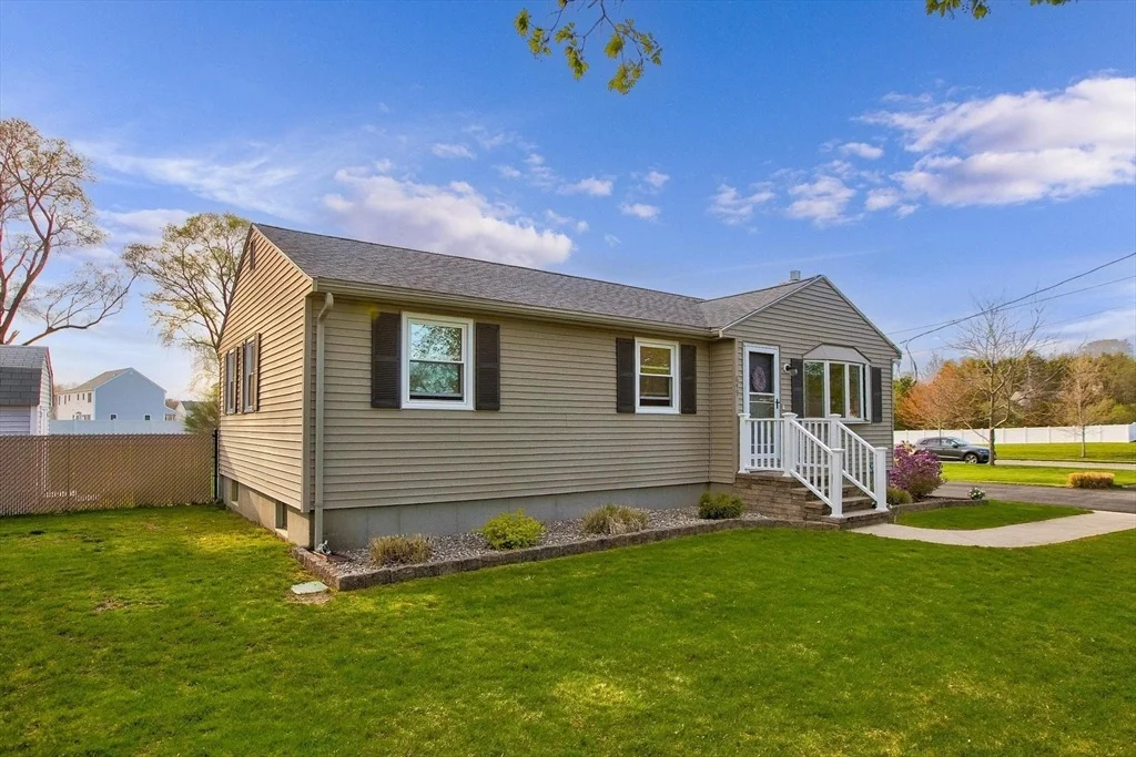 Photo of 649 Elm St