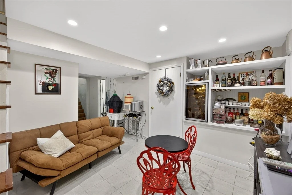 Photo of 14 Heritage Circle