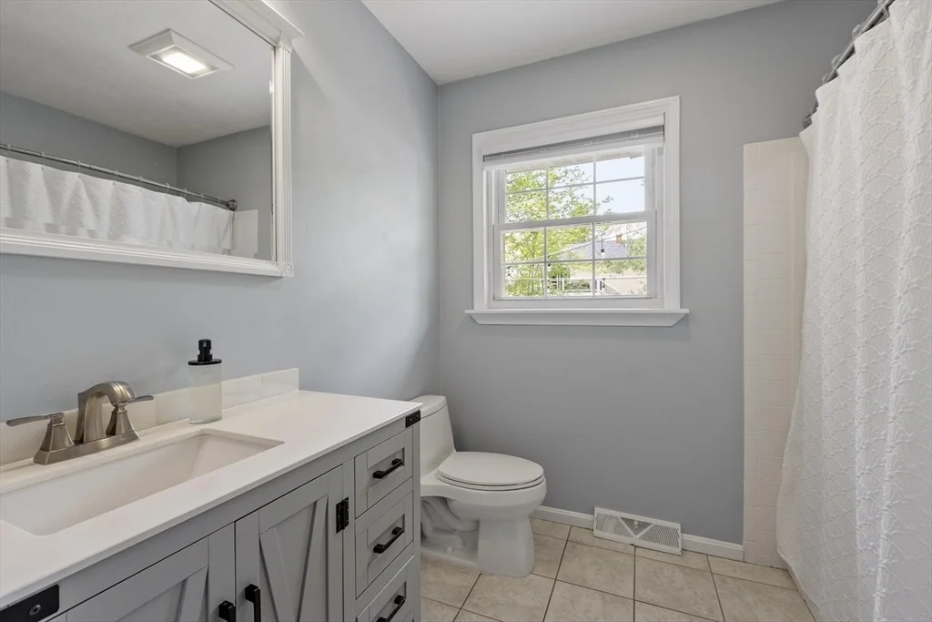 Photo of 28 Vinal Street