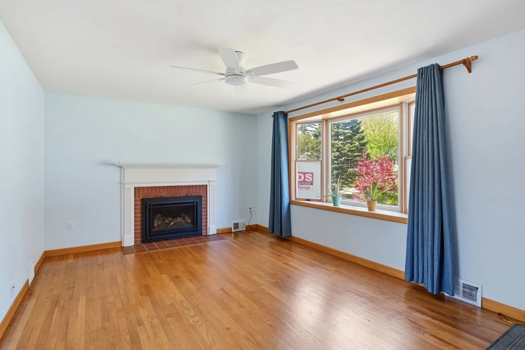 Photo of 33 Druid Hill Rd