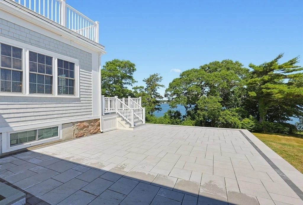 Photo of 54 Arlington Dr