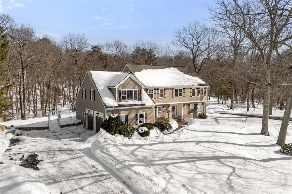 Photo of 48 Algonquian Dr