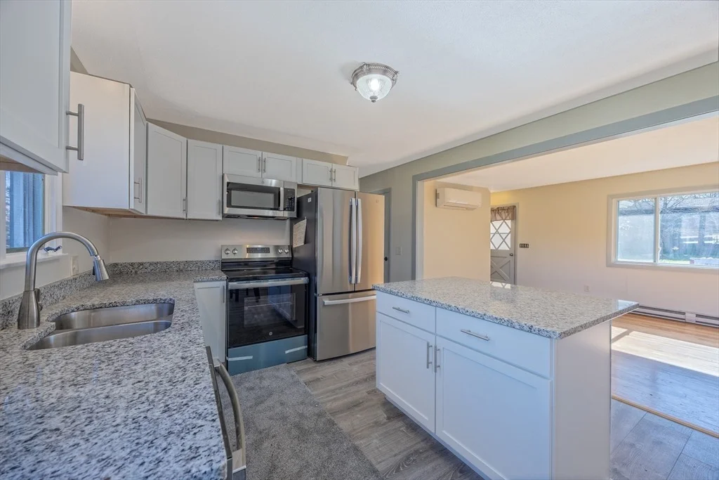 Photo of 8 Ridgeview Drive