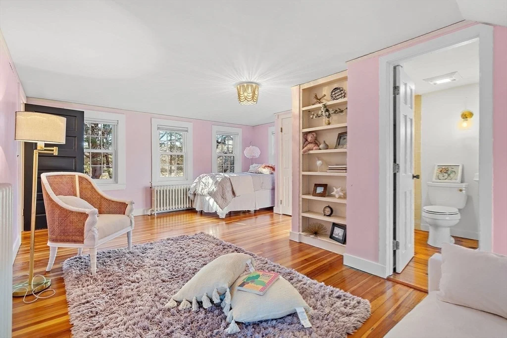 Photo of 110 Spencer Brook Road