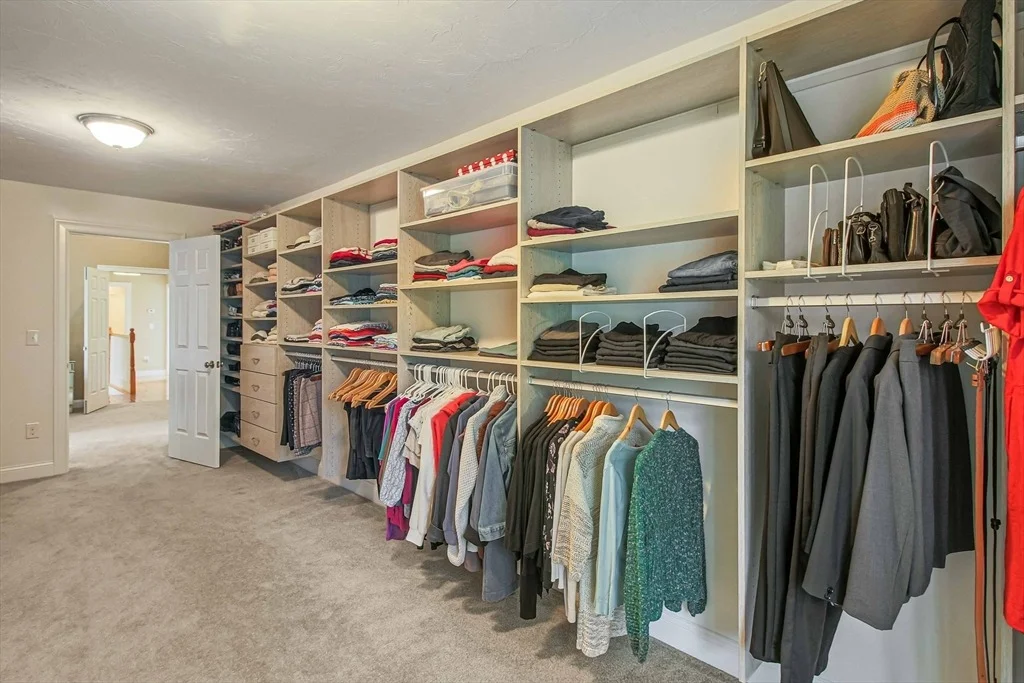Photo of 102 Kennedy Cir