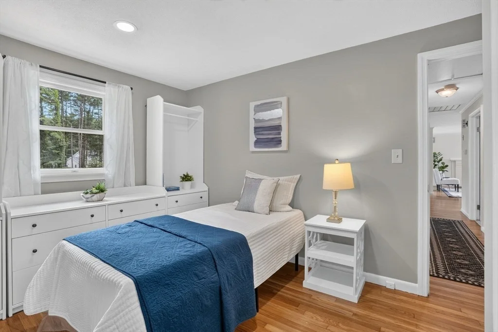 Photo of 8 Charlotte Dr