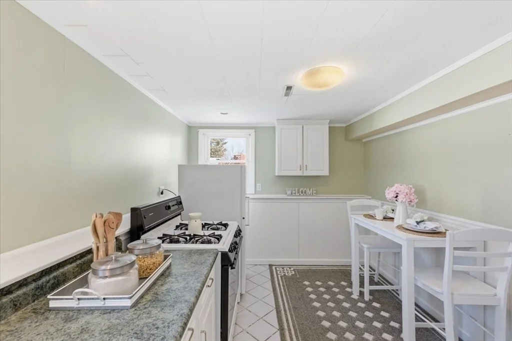 Photo of 72 Rogers Dr