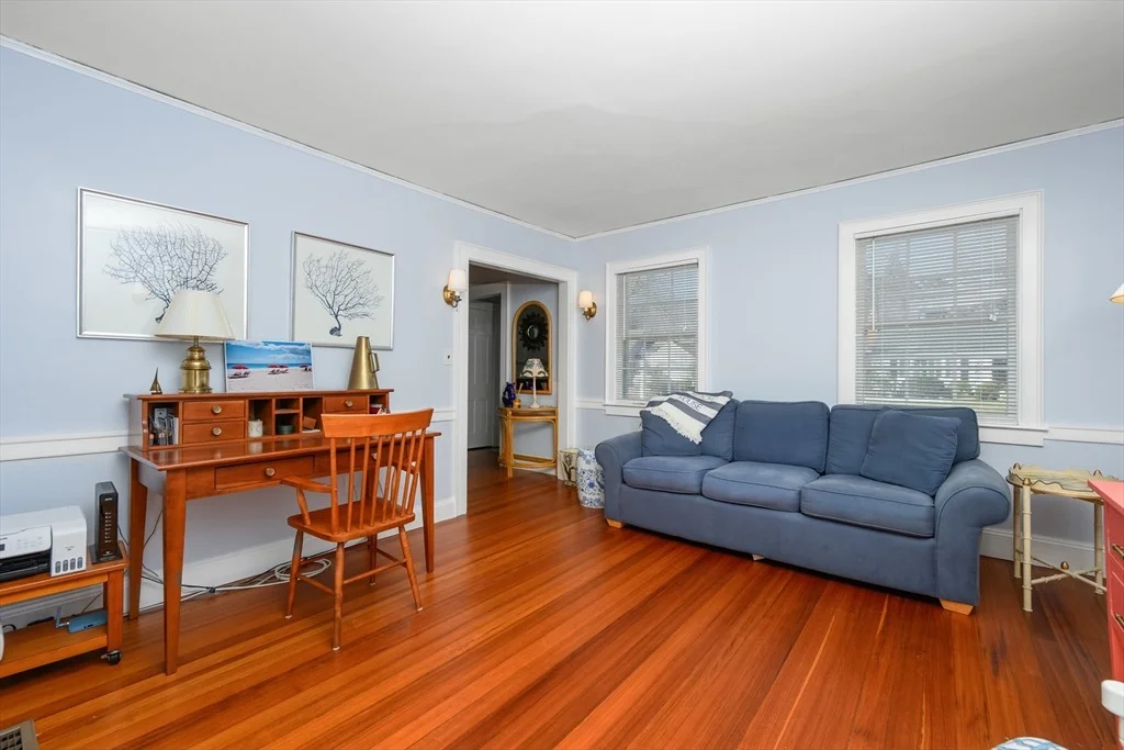 Photo of 122 Park Ave
