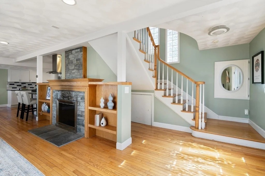 Photo of 43 Maple Ave.