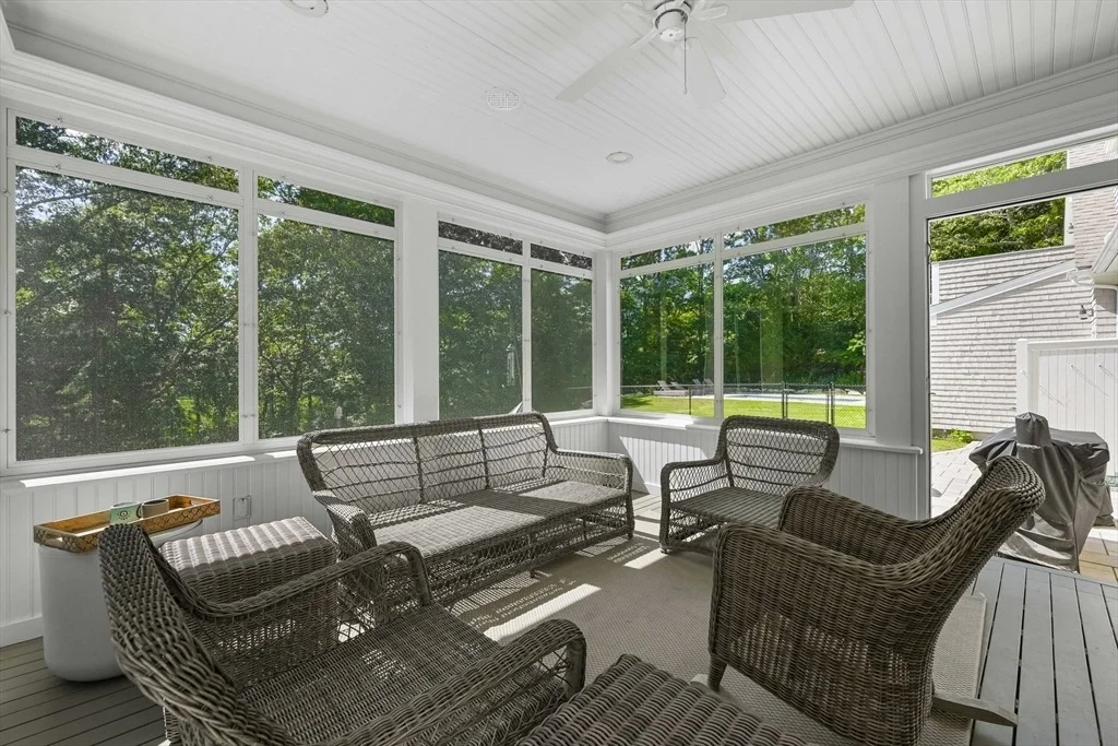 Photo of 239 Oxford Drive