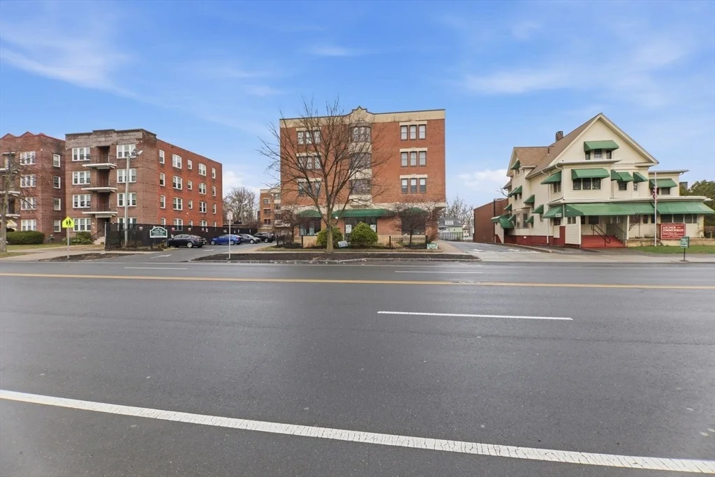 Photo of Unit 210 at 34 Sumner Ave