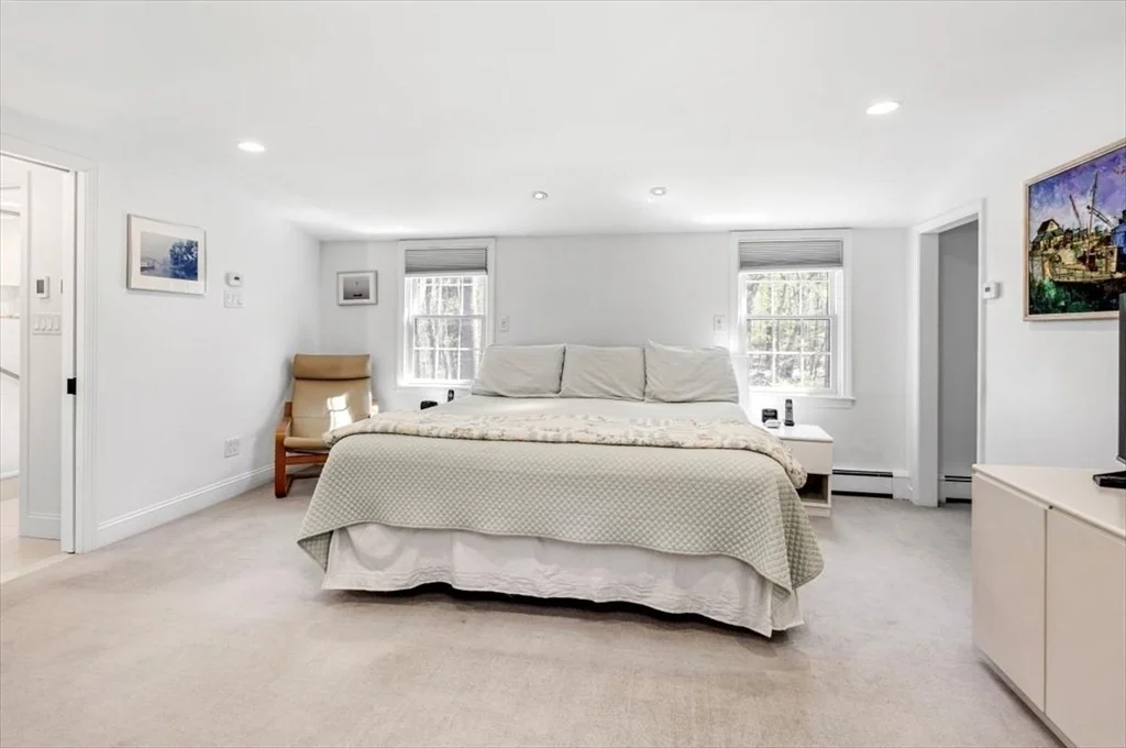 Photo of 11 Queen Anne Lane