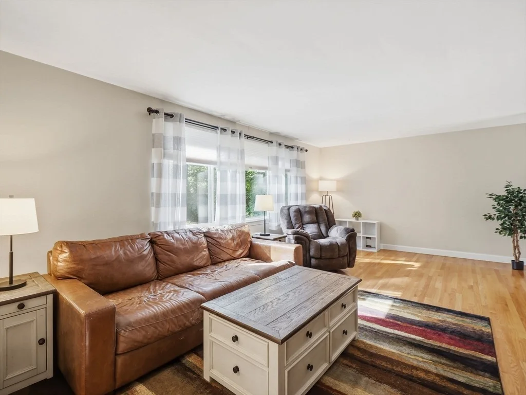 Photo of 62 Juniper Rd