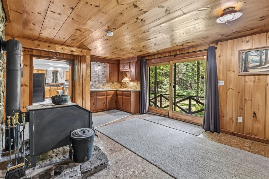 Photo of 345 Harvey Rd