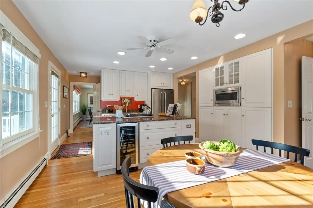 Photo of 959 Hill Rd