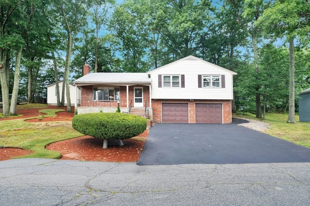 Photo of 40 Himoor Circle