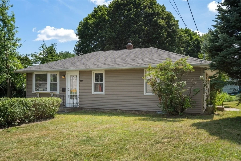 Photo of 128 Clark St