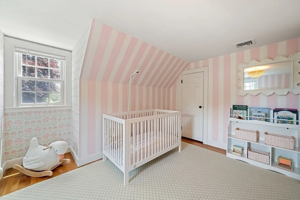 Photo of 37 Salisbury Dr