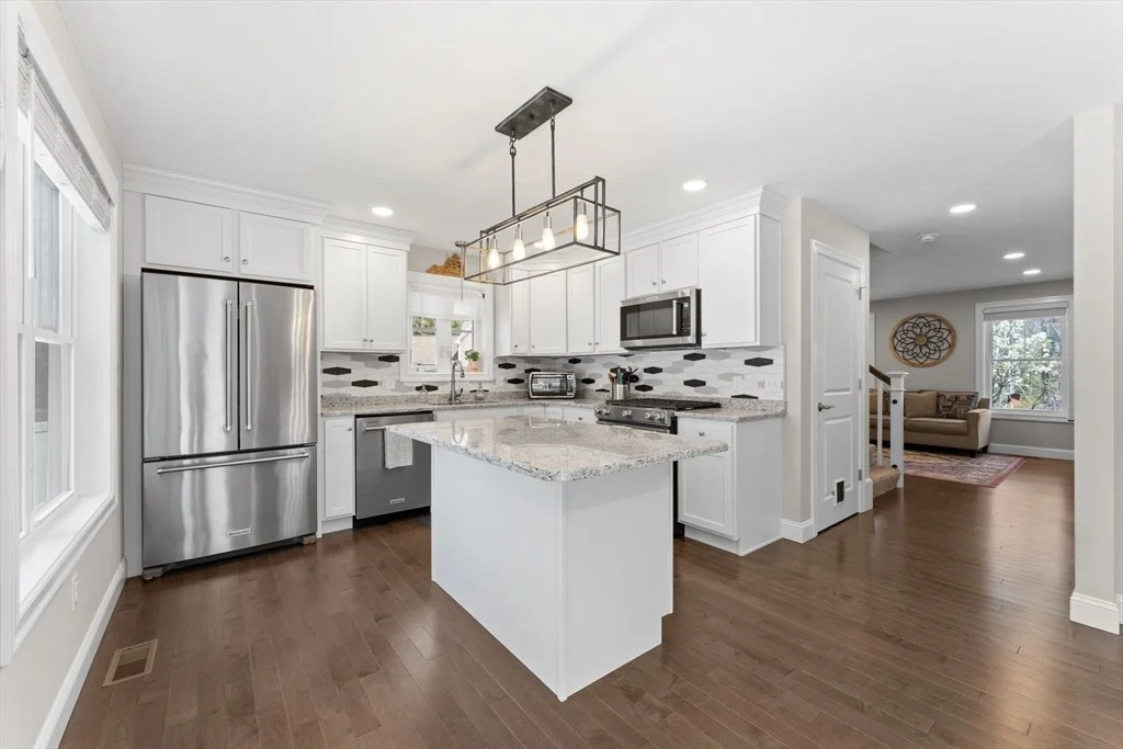 Photo of 9 Birch Dr