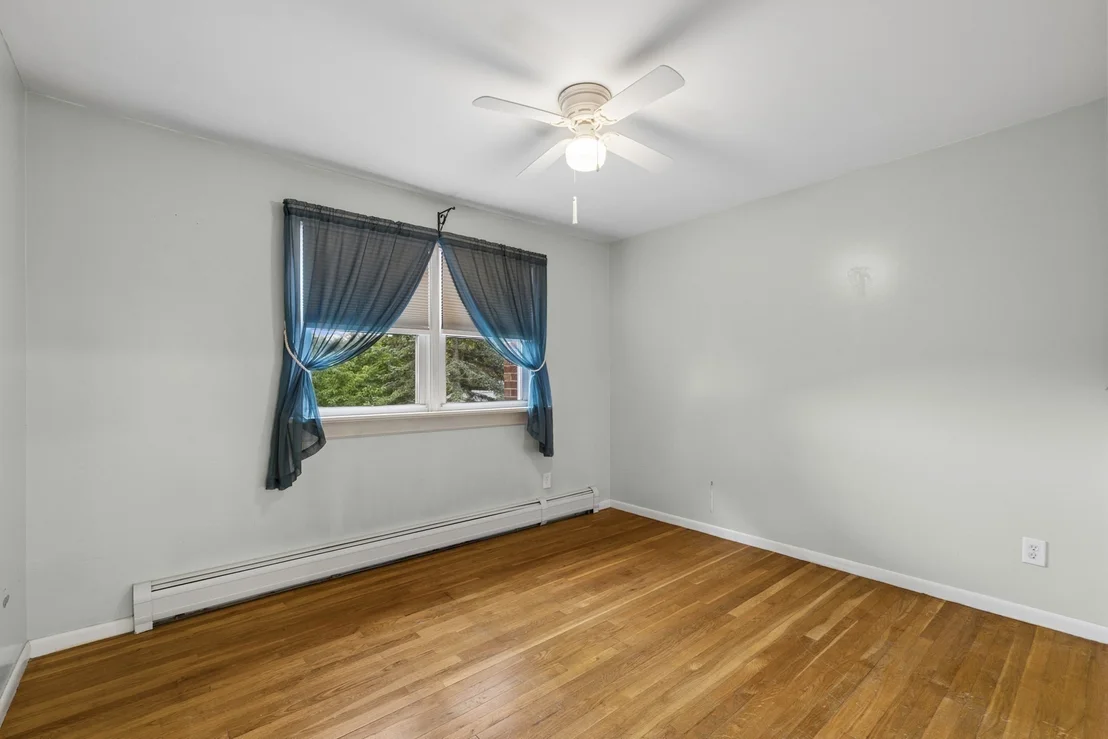 Photo of 30 Lee Rd