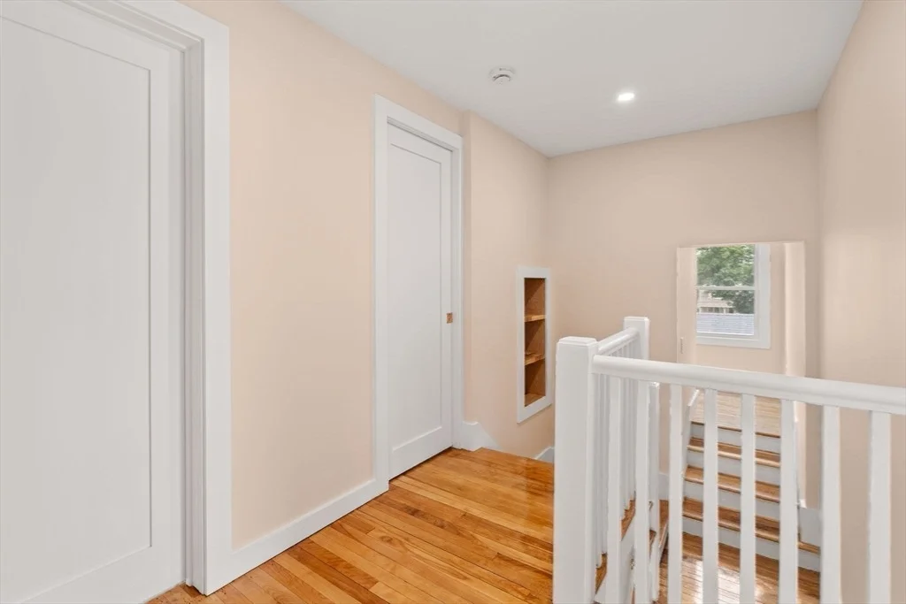 Photo of 331 Burncoat Street