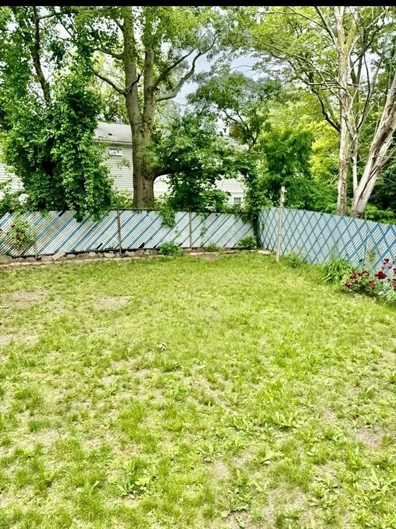 Photo of 10 Clay Ave