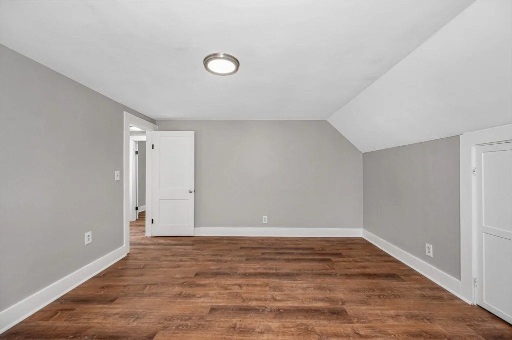 Photo of 15 Junior Avenue