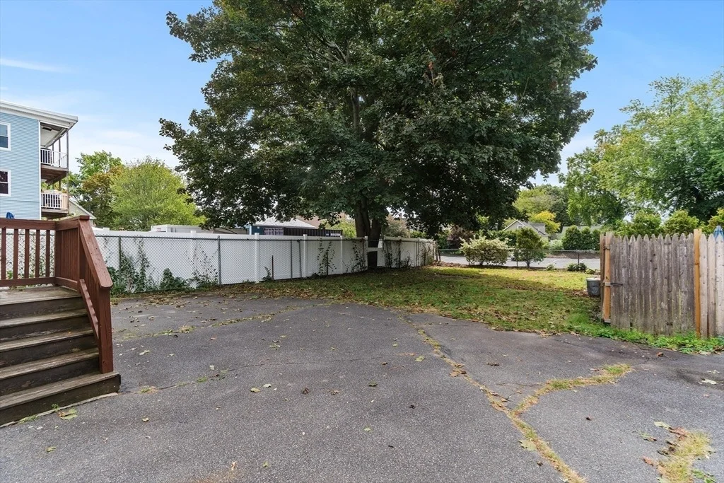 Photo of 80 Walnut St