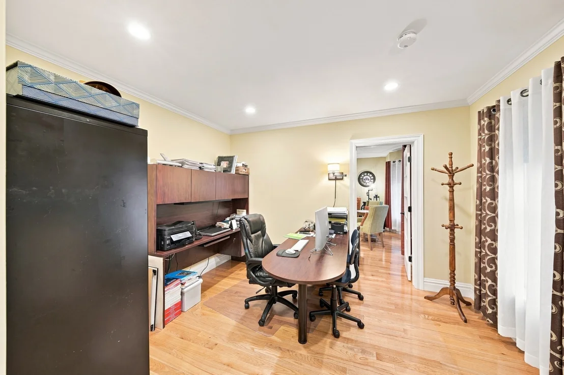 Photo of 5 Dell Ave