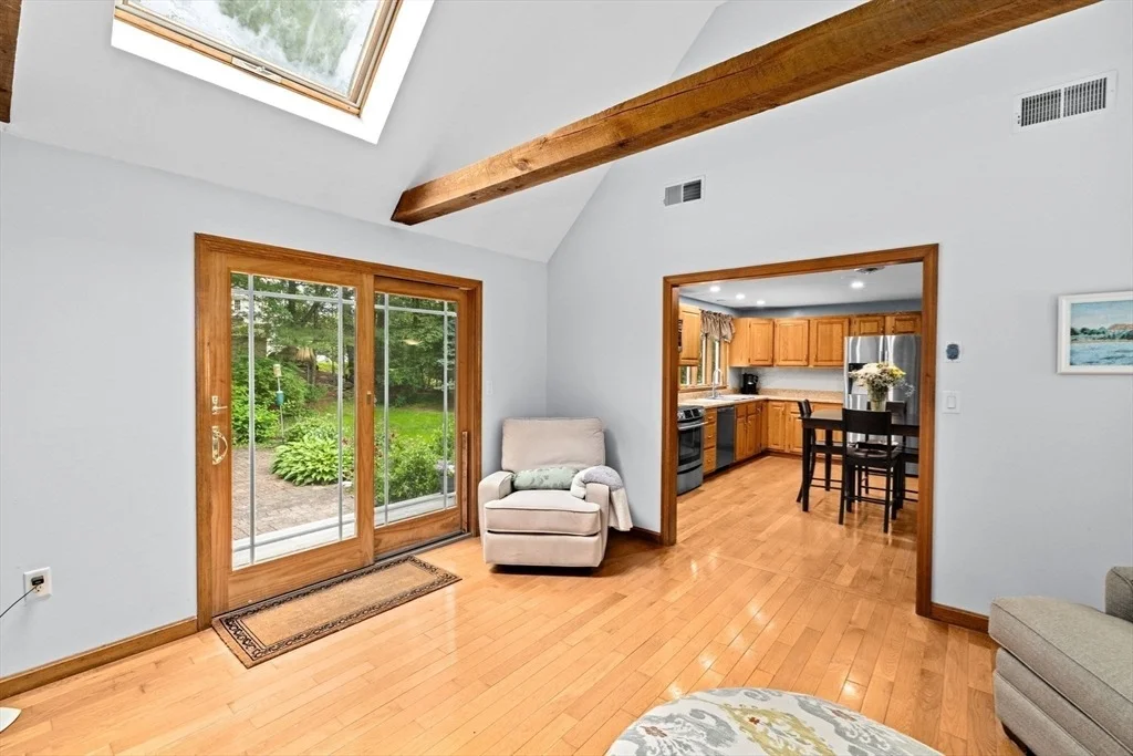 Photo of 109 Thayer Dr