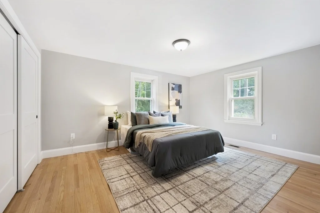 Photo of 30 River Road