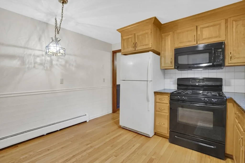 Photo of 6 Garden Ln