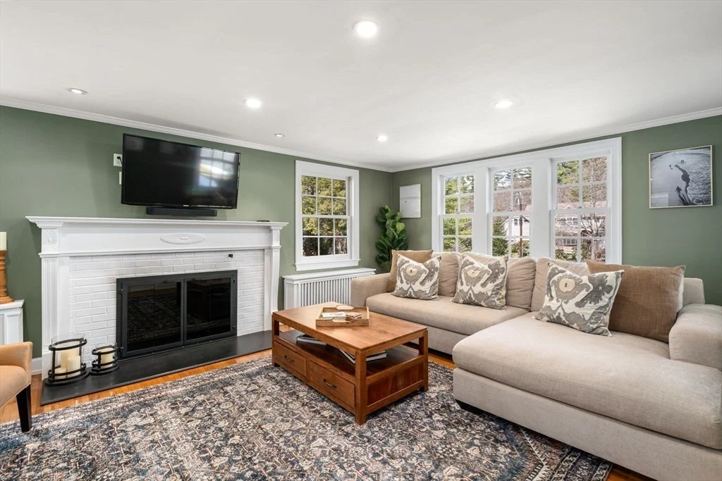 Photo of 48 Sunset Rd
