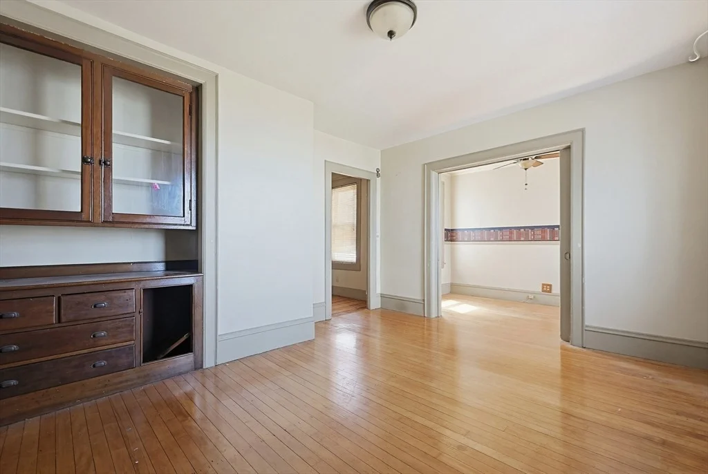 Photo of 574 Durfee St