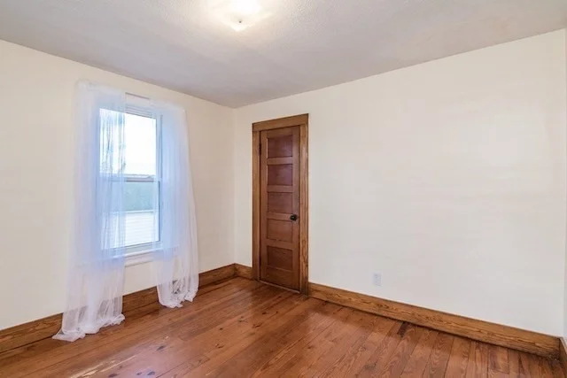 Photo of 115 West St