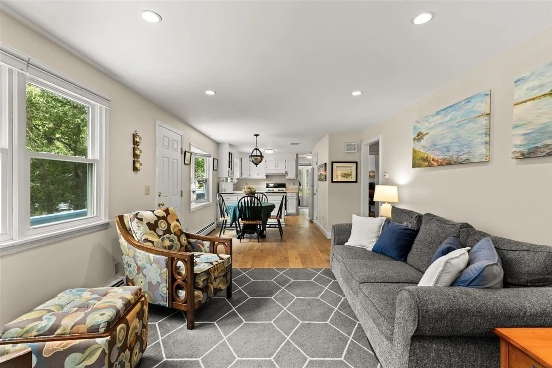Photo of 84 Eel Pond Rd