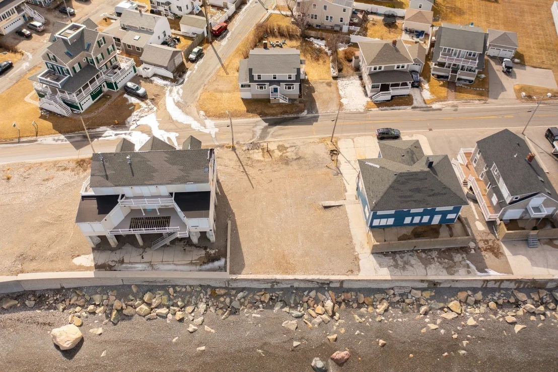 Photo of 50 Oceanside Dr