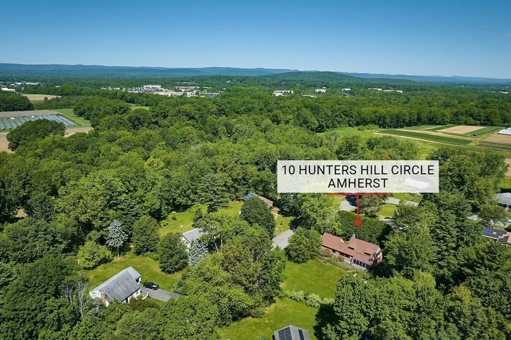 Photo of 10 Hunters Hill Cir
