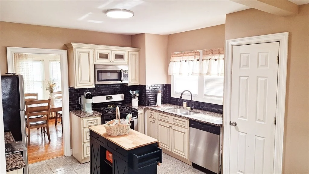 Photo of 100 Belvidere St