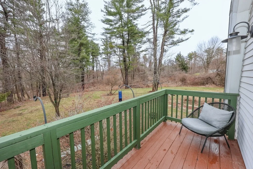 Photo of 34 E Derry Rd