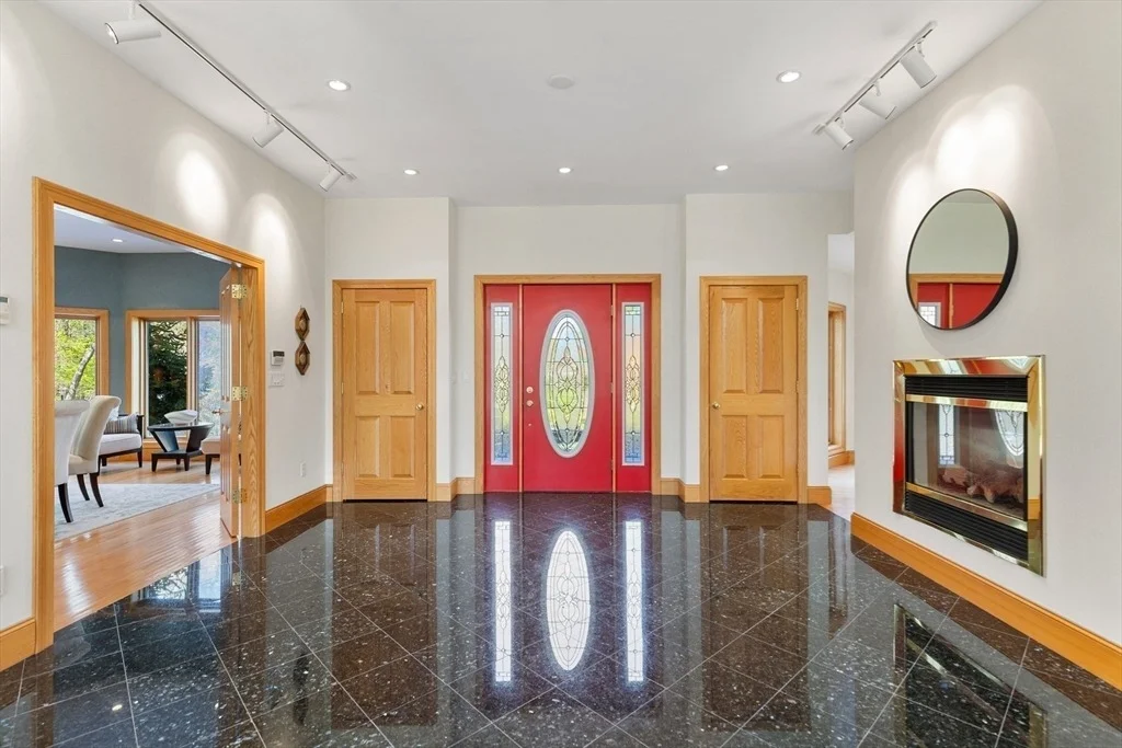 Photo of 16 Solomon Pierce Rd