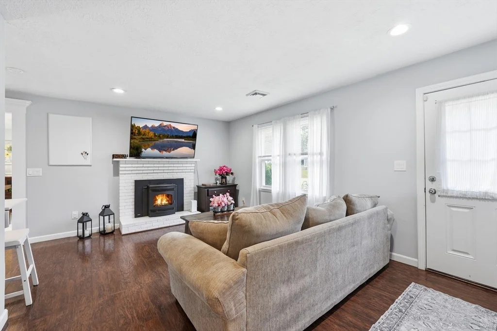 Photo of 39 Riley Rd