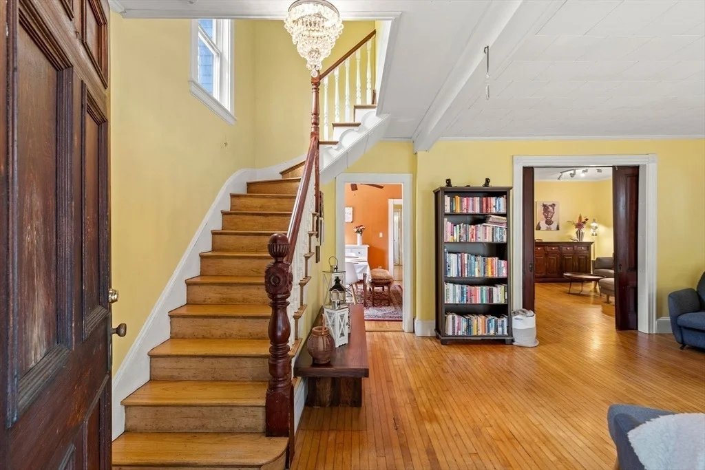 Photo of 9 Sheridan Road