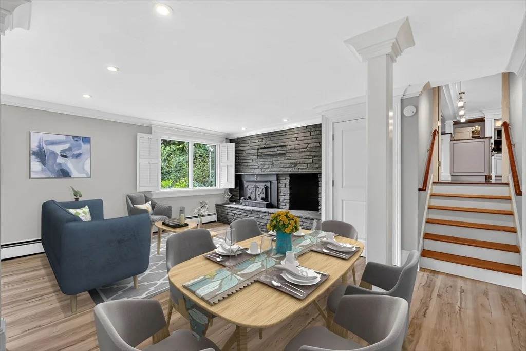 Photo of 8 Fox Hill Dr