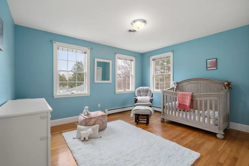 Photo of 1323 High Street-Culdesac