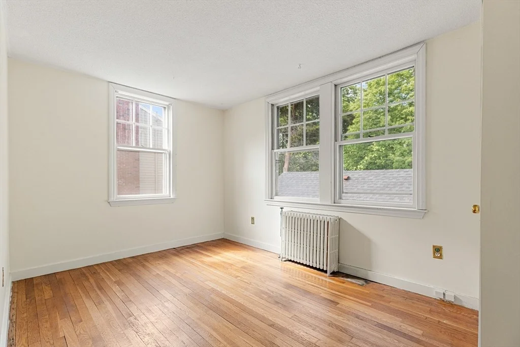 Photo of 16 Preston Beach Road