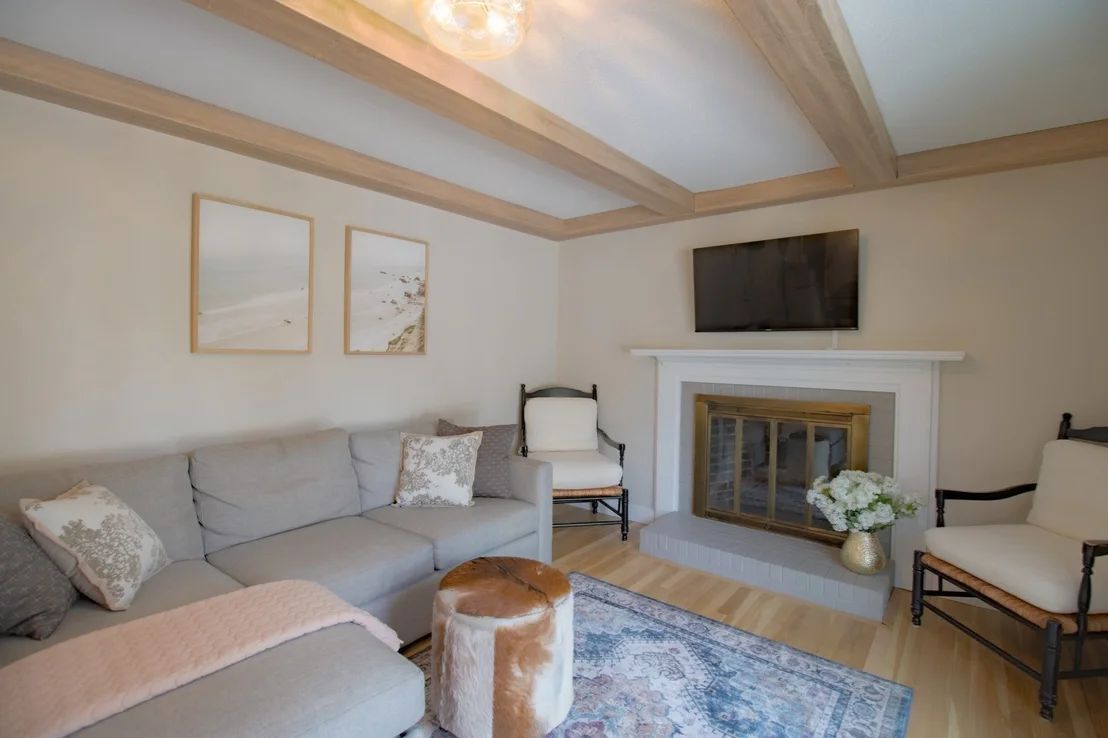 Photo of 16 Washington Bursley Way