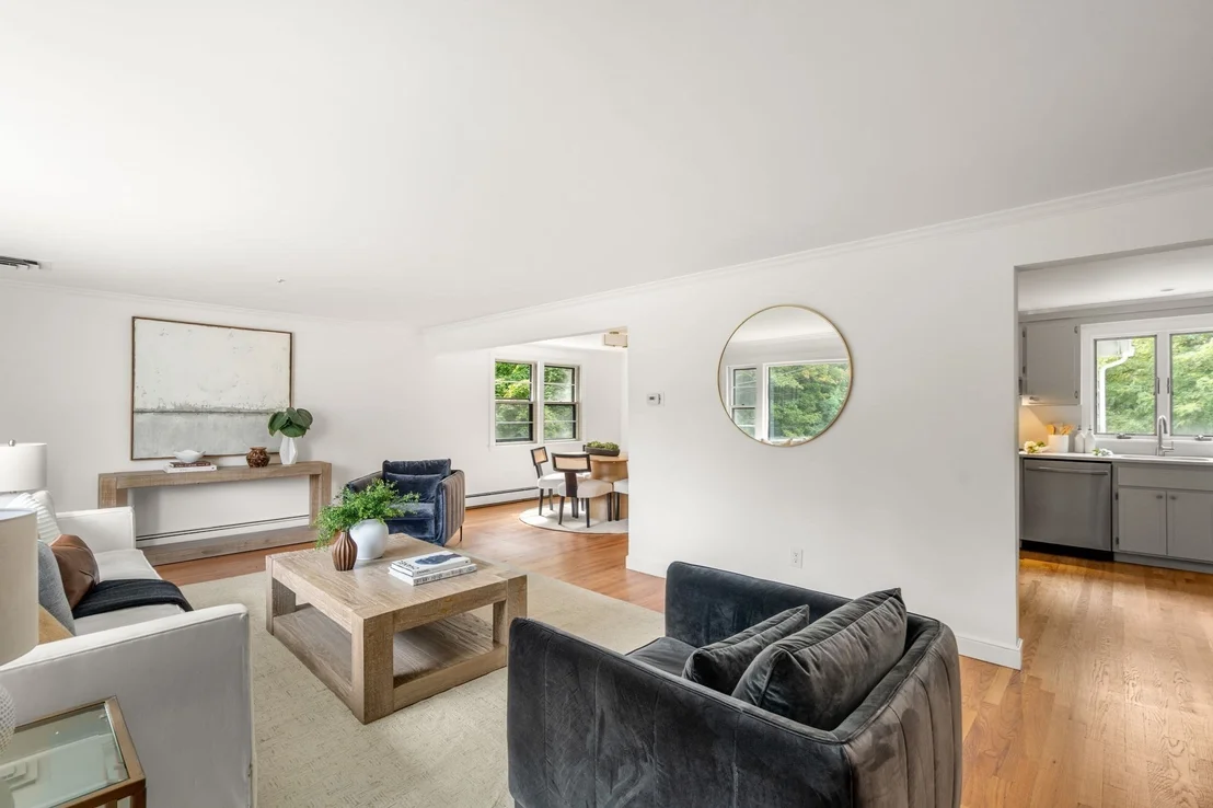 Photo of 43 Meredith Circle