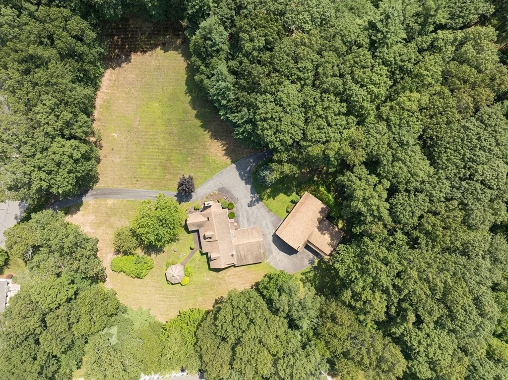 Photo of 98 Blossom Rd